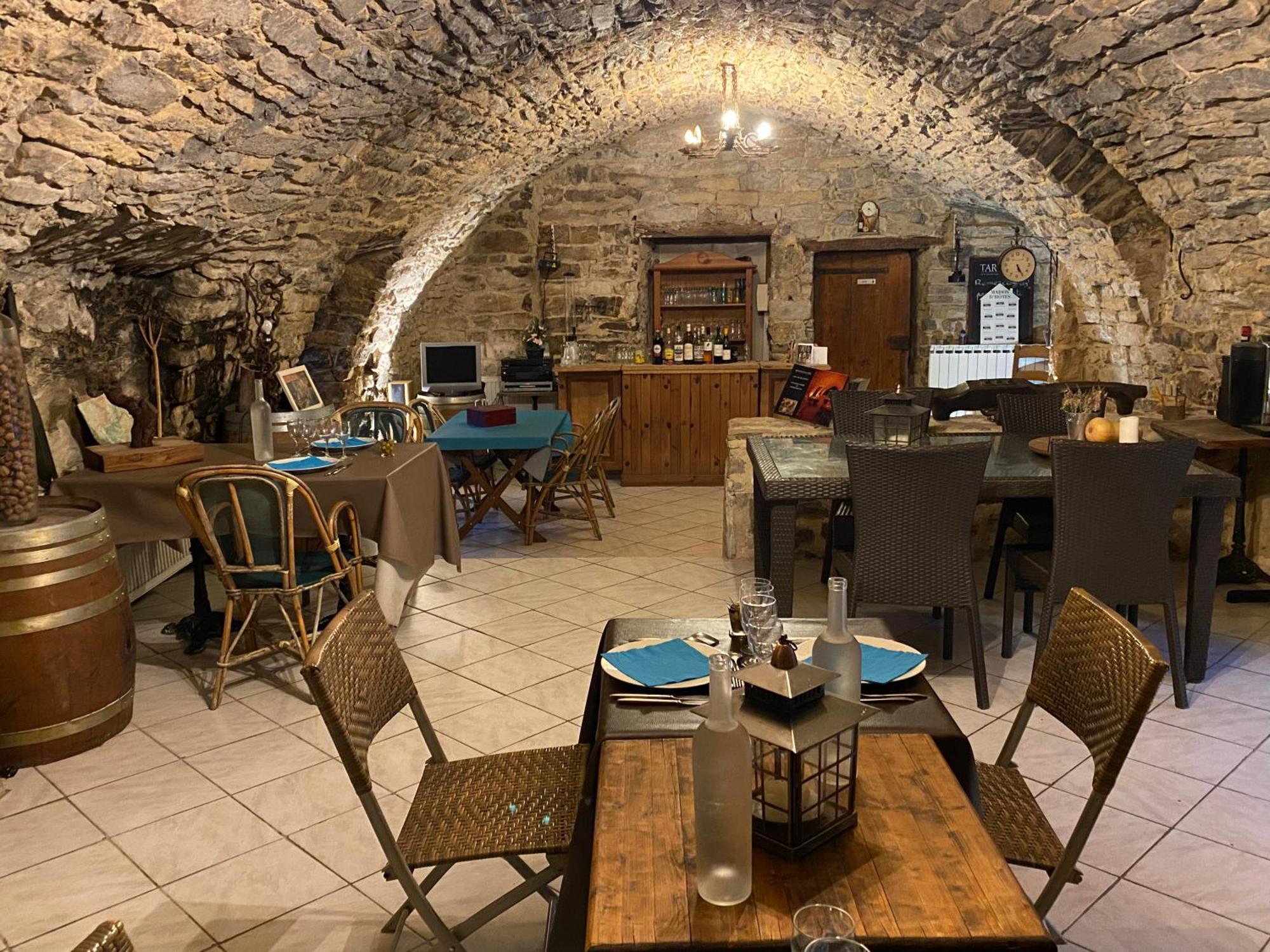 Domaine D'Alcapies Bed and Breakfast Saint-Jean-dʼAlcapiès Buitenkant foto
